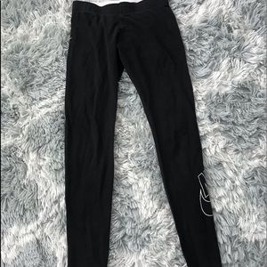black nike leggings
